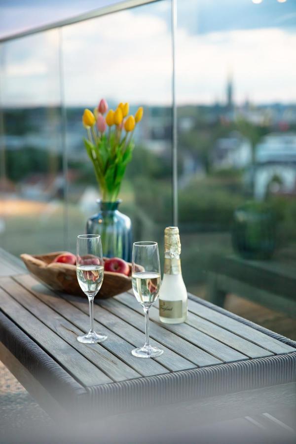 Cabana - Theview - Terrasse - Waterfront - Kostenloser Parkplatz - Wifi Oldenburg Luaran gambar